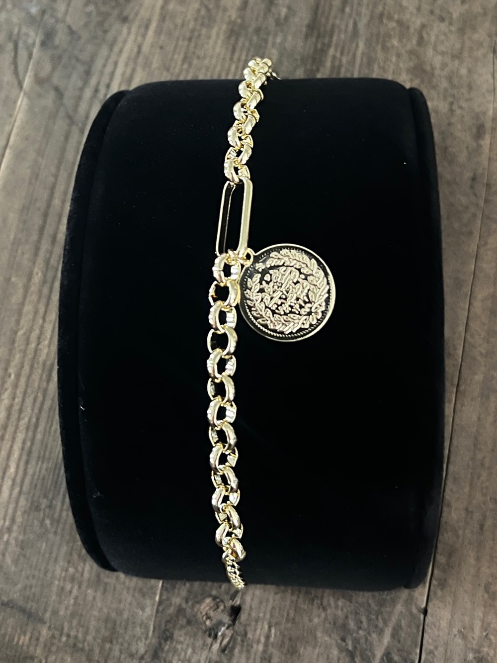 241 NWT PRETTY BIRD Tarnish Proof Chunky Turkish Resat Coin Bracelet 7.5”